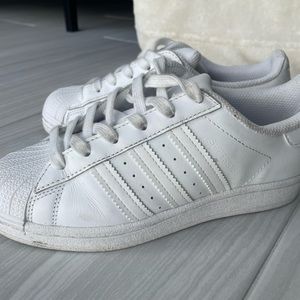 Adidas classic all white kids size 4 in great condition just too small for me
